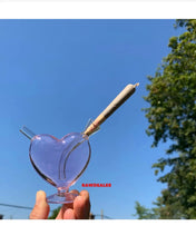 Load image into Gallery viewer, glass pink heart water bubbler pipe