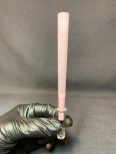 Load image into Gallery viewer, Blazy Susan pink cones 109mm king size (500, 400, 300, 200, 100, 50) + Raw Phoenix refillable lighter