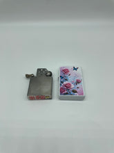 Load image into Gallery viewer, Beautiful flower printed flip top lighter