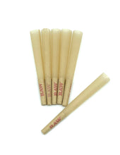 Load image into Gallery viewer, raw classic LEAN size cone W tip FULL BOX ( 800 pack)+ 3 GLASS cone holder tip