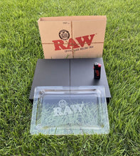Load image into Gallery viewer, RAW CRYSTAL GLASS ROLLING TRAY 6 LBS LIMITED EDITION 9"X12" inch + Raw Phoenix Lighter + Raw Extendo Lighter
